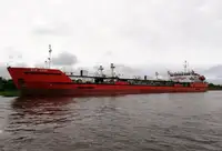 Oil/Chemical tanker til salgs