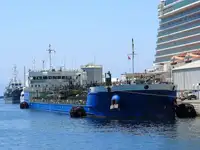 Oil/Chemical tanker til salgs