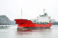 Oil/Chemical tanker til salgs