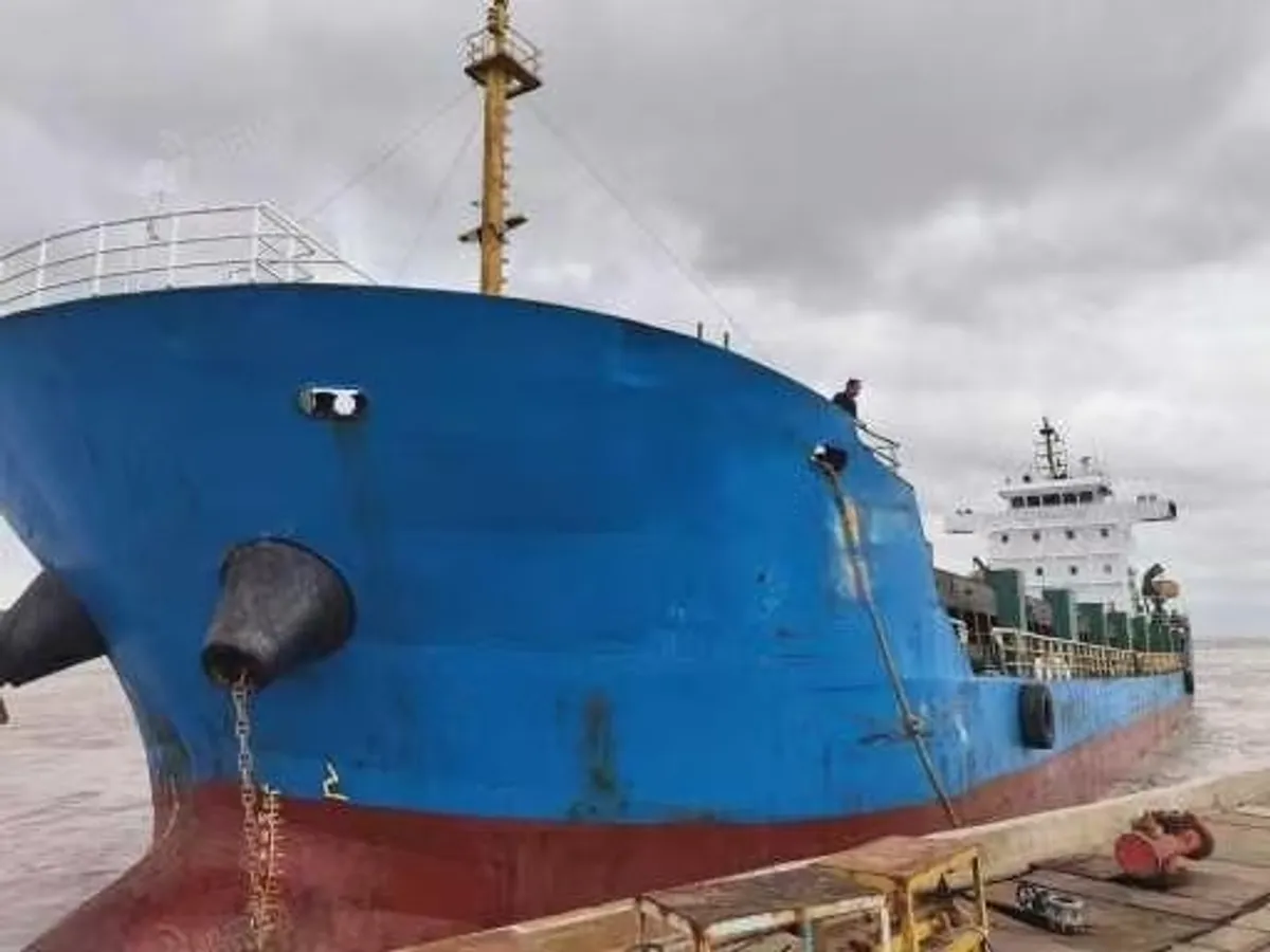 Containerskip til salgs