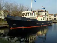 Patruljebåt til salgs