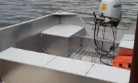 Arbeidsbåter til salgs