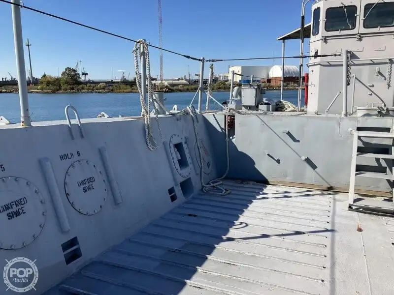 Landingsfartøy, tank til salgs