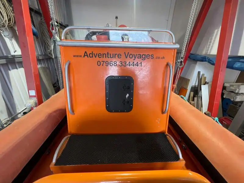 Arbeidsbåter til salgs