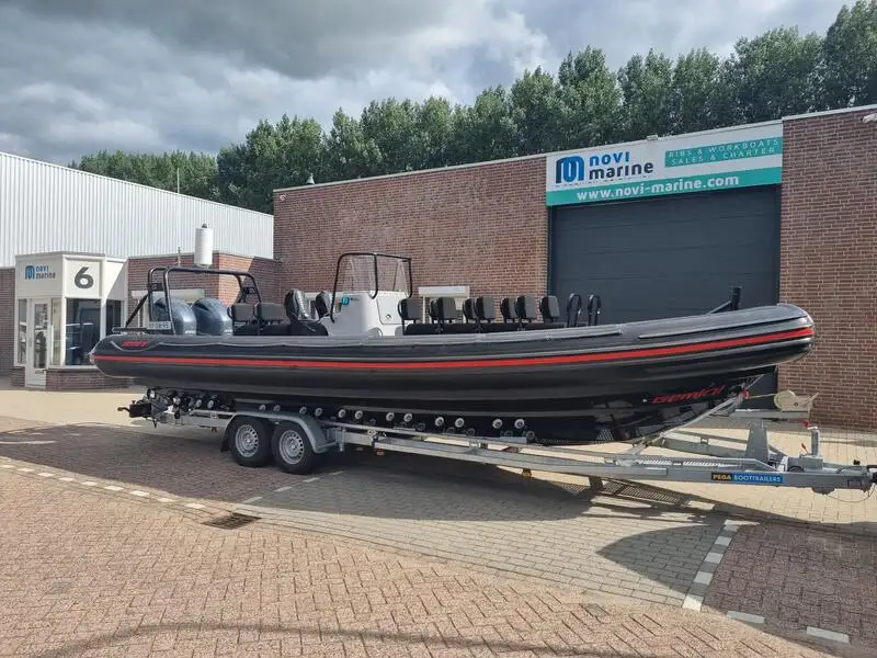 Containerskip til salgs