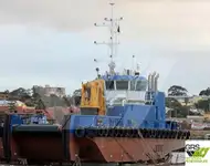 Arbeidsbåter til salgs