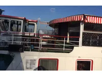 Containerskip til salgs