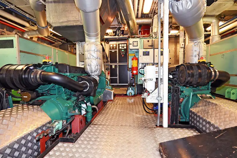 Arbeidsbåter til salgs