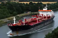 Oil/Chemical tanker til salgs