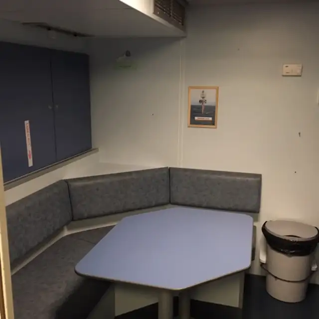 Patruljebåt til salgs