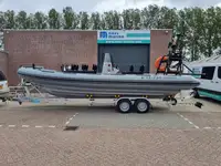 Stiv oppblåsbar båt til salgs