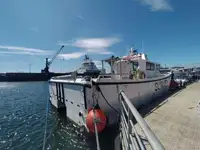 Mannskapsbåt til salgs