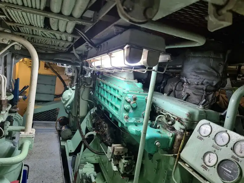 Langlinjetråler til salgs