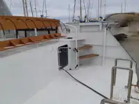 Dykkestøttefartøy til salgs