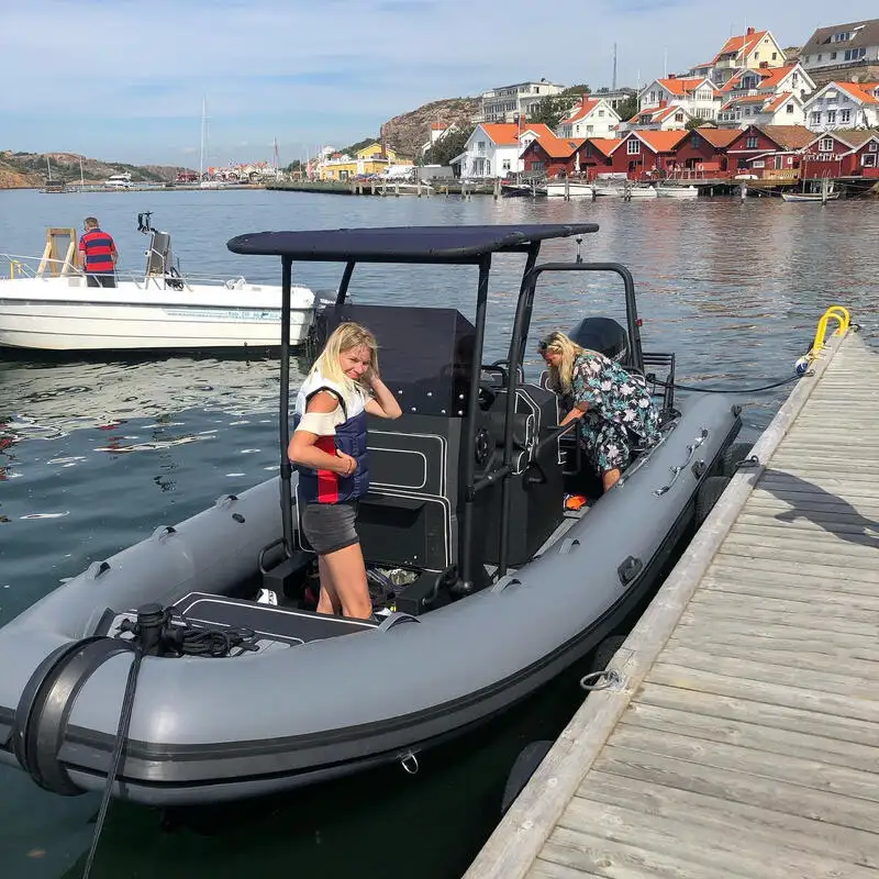 Stivt oppblåsbart fartøy til salgs