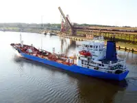 Oil/Chemical tanker til salgs