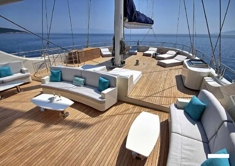 Yacht til salgs