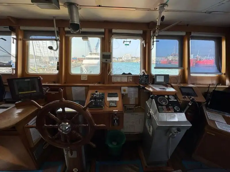 Containerskip til salgs