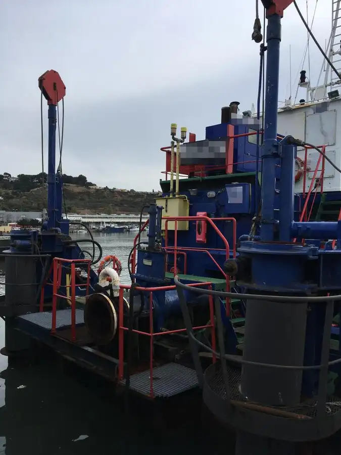 Dredge til salgs