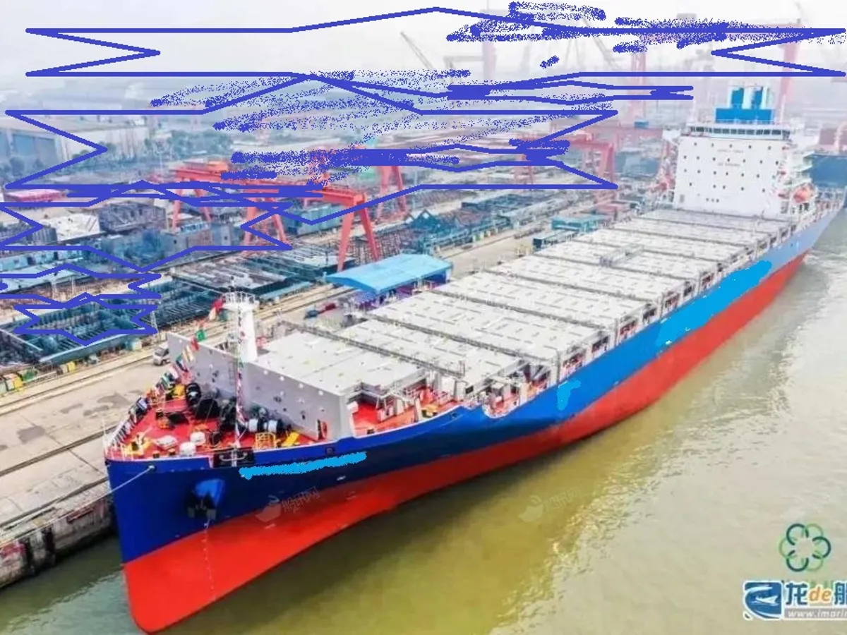 Containerskip til salgs