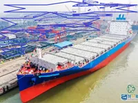 Containerskip til salgs
