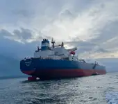 Oil/Chemical tanker til salgs