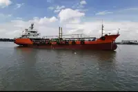 Oil/Chemical tanker til salgs