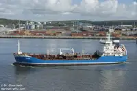 Oil/Chemical tanker til salgs