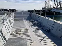 Landingsfartøy, tank til salgs