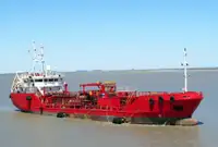 Oil/Chemical tanker til salgs