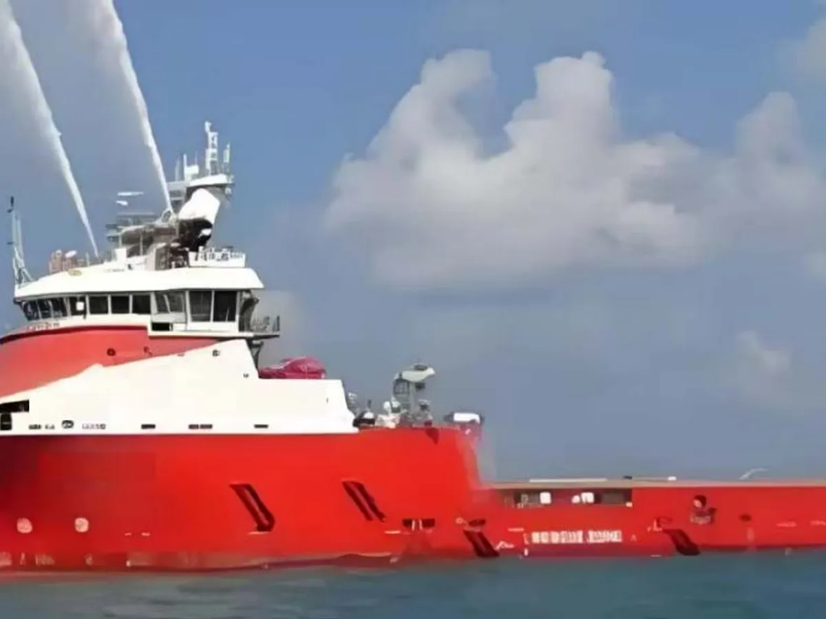 Offshore- og servicefartøyer til salgs