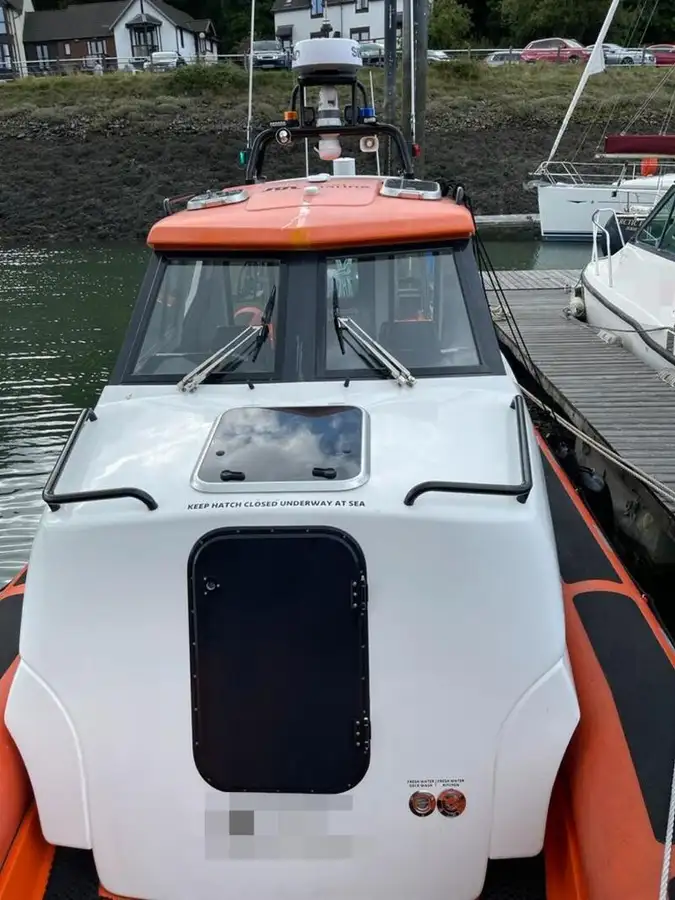 Stivt oppblåsbart fartøy til salgs