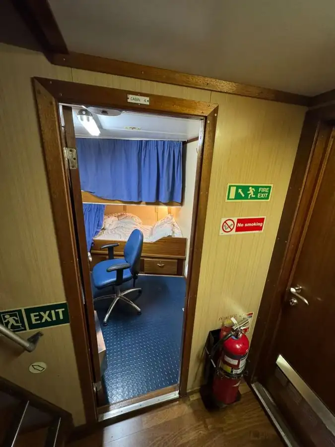 Containerskip til salgs