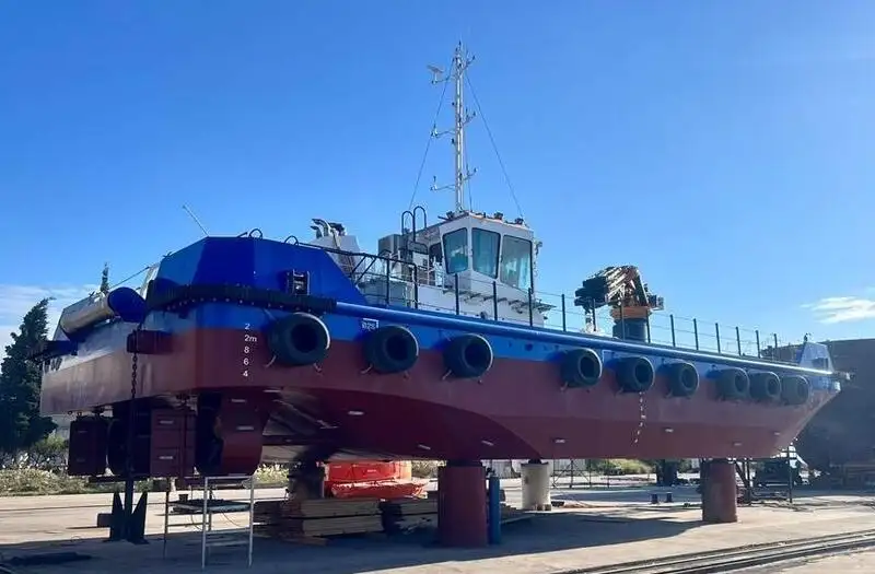 Containerskip til salgs