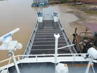 Containerskip til salgs