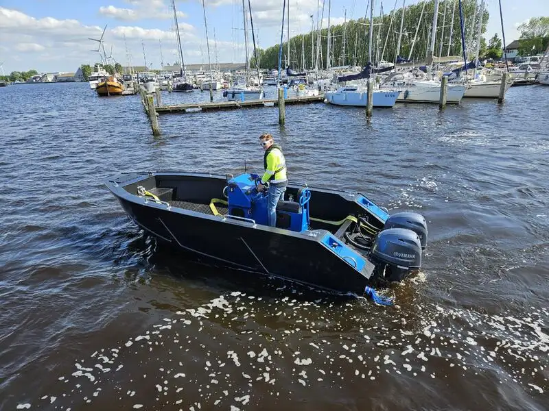 Containerskip til salgs