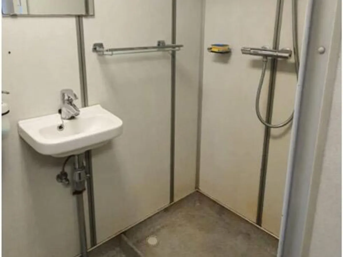 Arbeidsbåter til salgs
