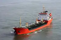 Oil/Chemical tanker til salgs