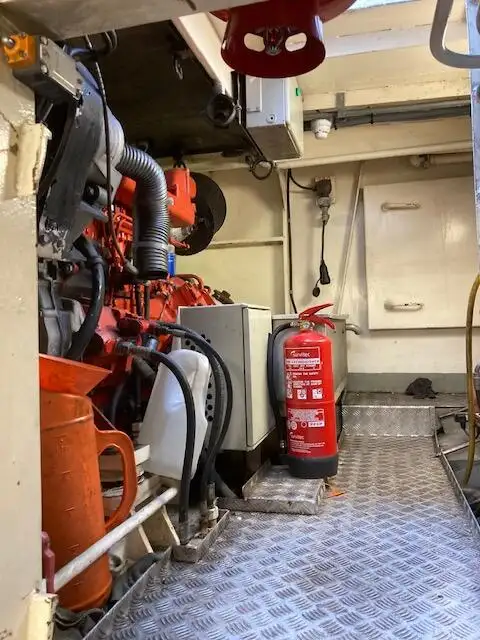 Arbeidsbåter til salgs