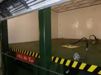 Containerskip til salgs