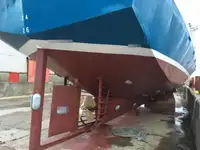 Arbeidsbåter til salgs