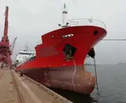 Oil/Chemical tanker til salgs