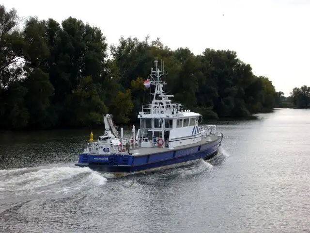 Patruljebåt til salgs