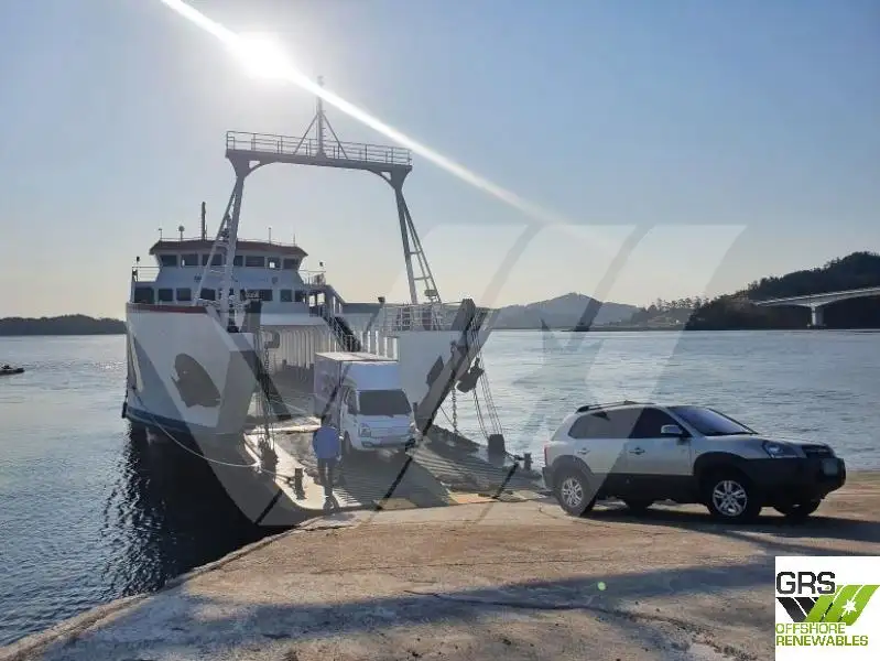 Landingsfartøy, tank til salgs