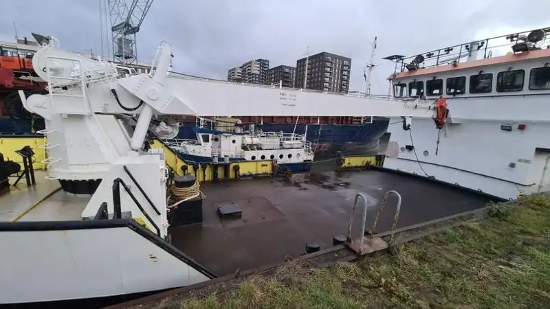 Forsyningsskip til salgs