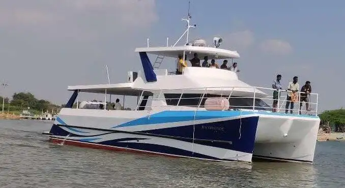 Motorfartøy til salgs