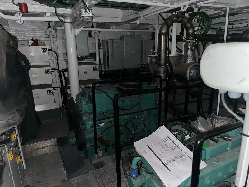 Containerskip til salgs