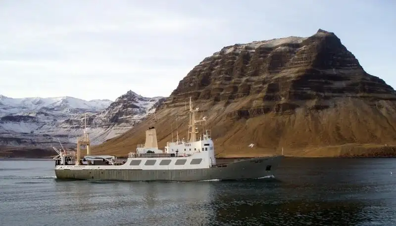 Forskningsfartøy til salgs