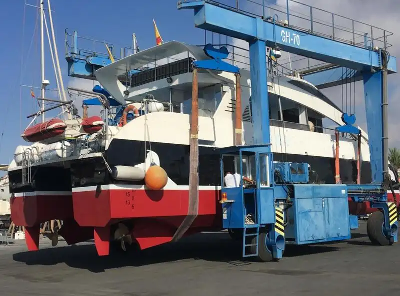 Motorfartøy til salgs