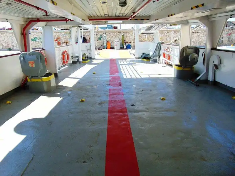 Motorfartøy til salgs